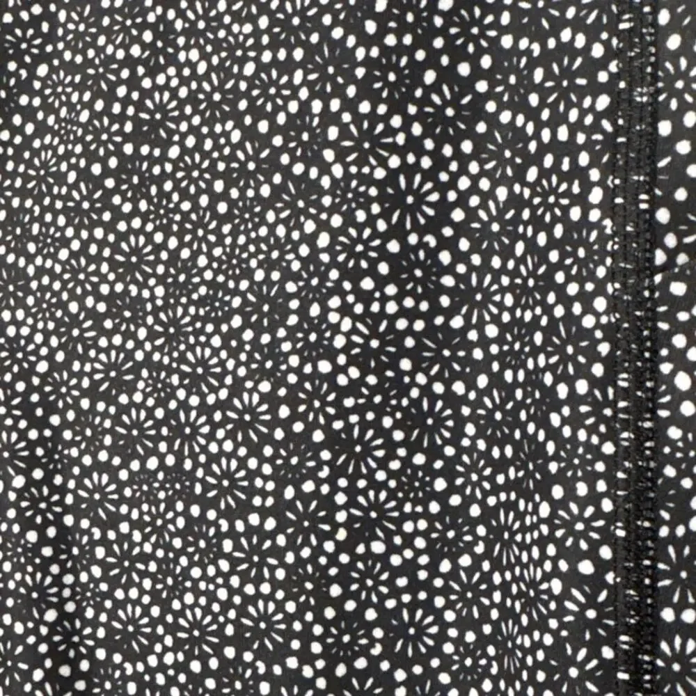 Lululemon Pace Rival Crop Freckle Flower Black‎ and White Print 22